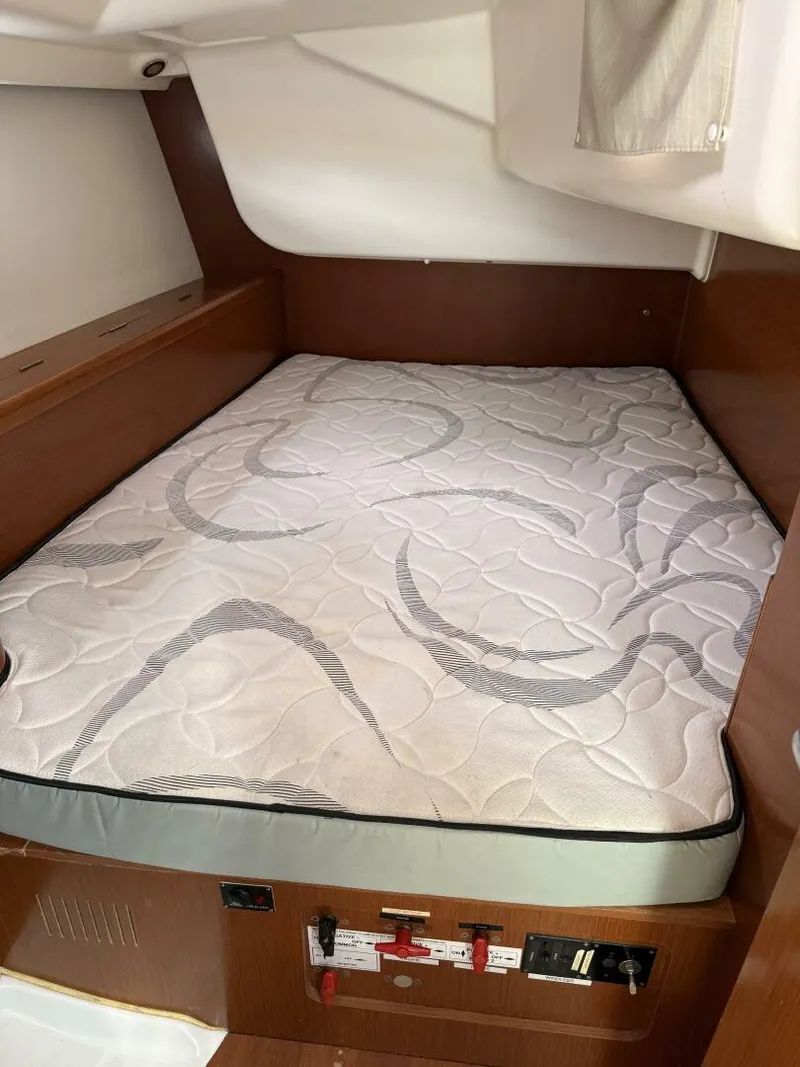 Slide: The Image of Beneteau 43 2012 - 103