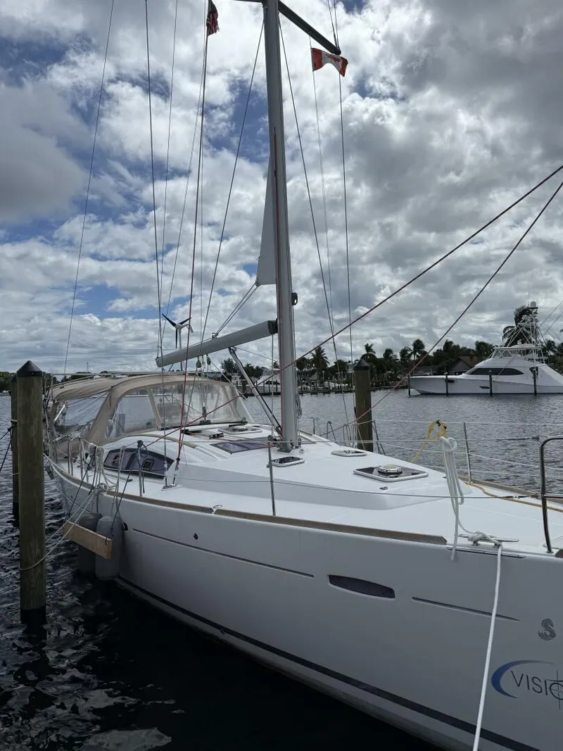 Slide: The Image of Beneteau 43 2012 - 11