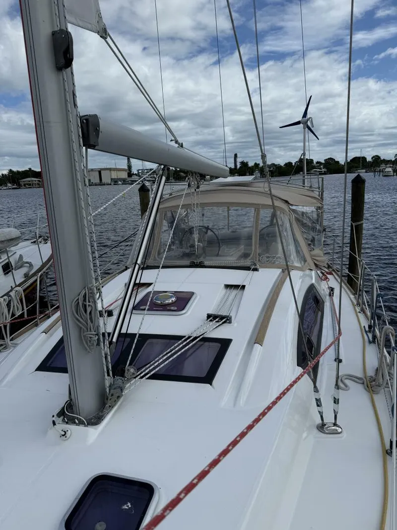 Slide: The Image of Beneteau 43 2012 - 19