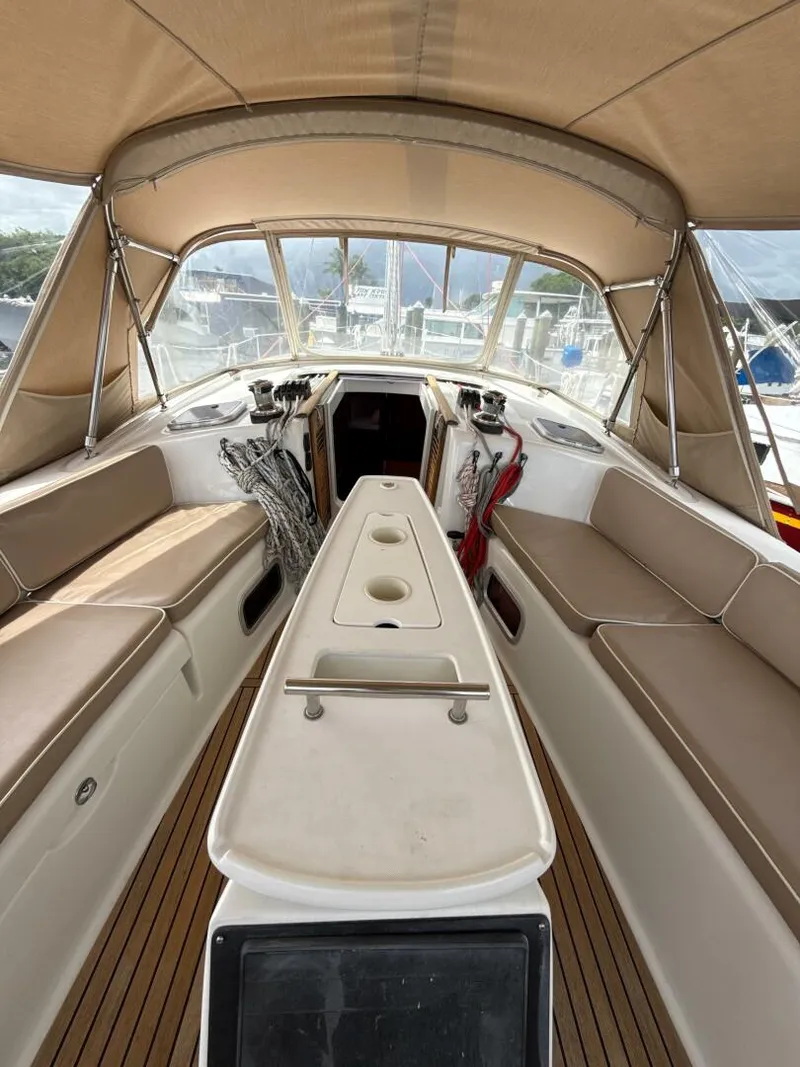 Slide: The Image of Beneteau 43 2012 - 30