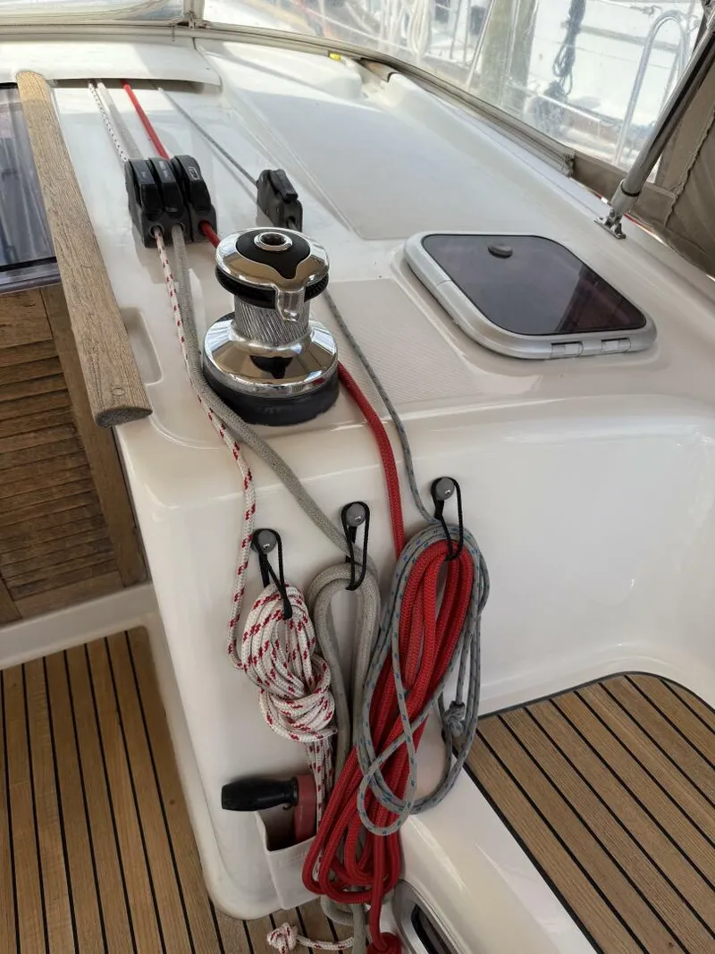 Slide: The Image of Beneteau 43 2012 - 38
