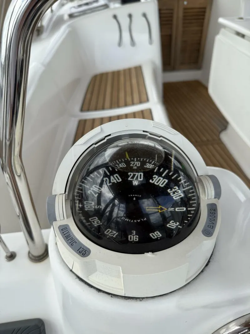 Slide: The Image of Beneteau 43 2012 - 41