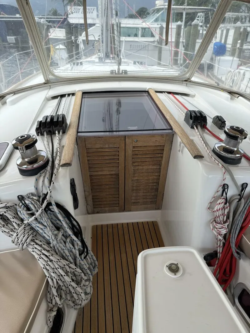 Slide: The Image of Beneteau 43 2012 - 64