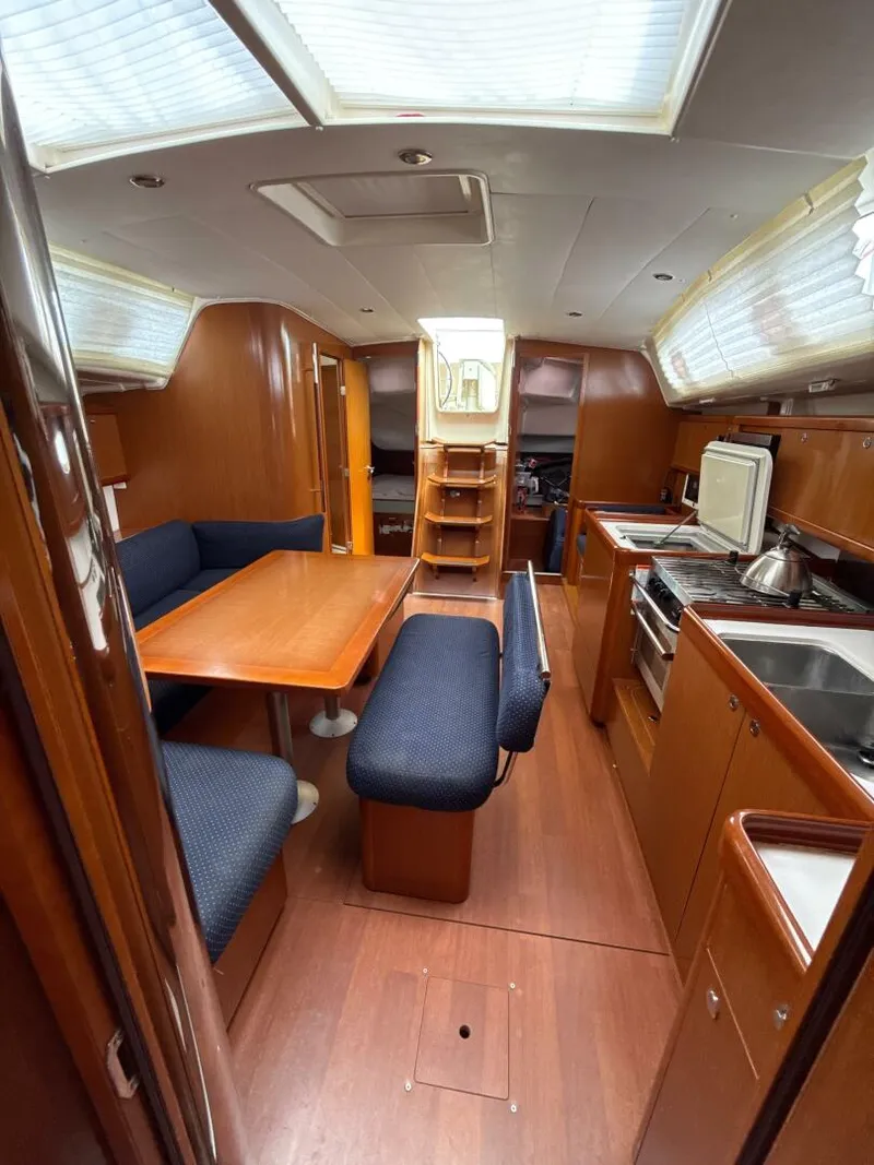 Slide: The Image of Beneteau 43 2012 - 66