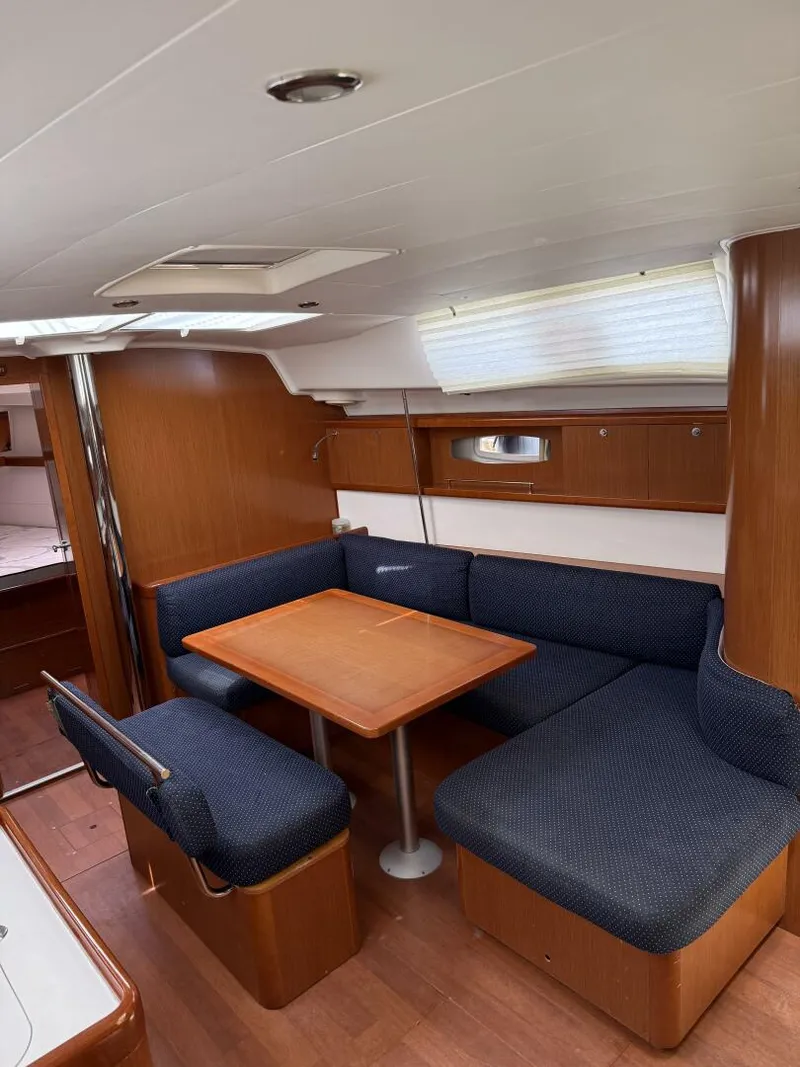 Slide: The Image of Beneteau 43 2012 - 82