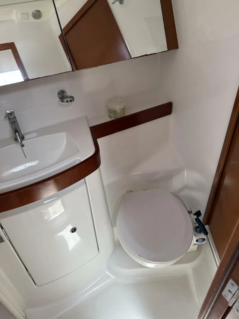 Slide: The Image of Beneteau 43 2012 - 96