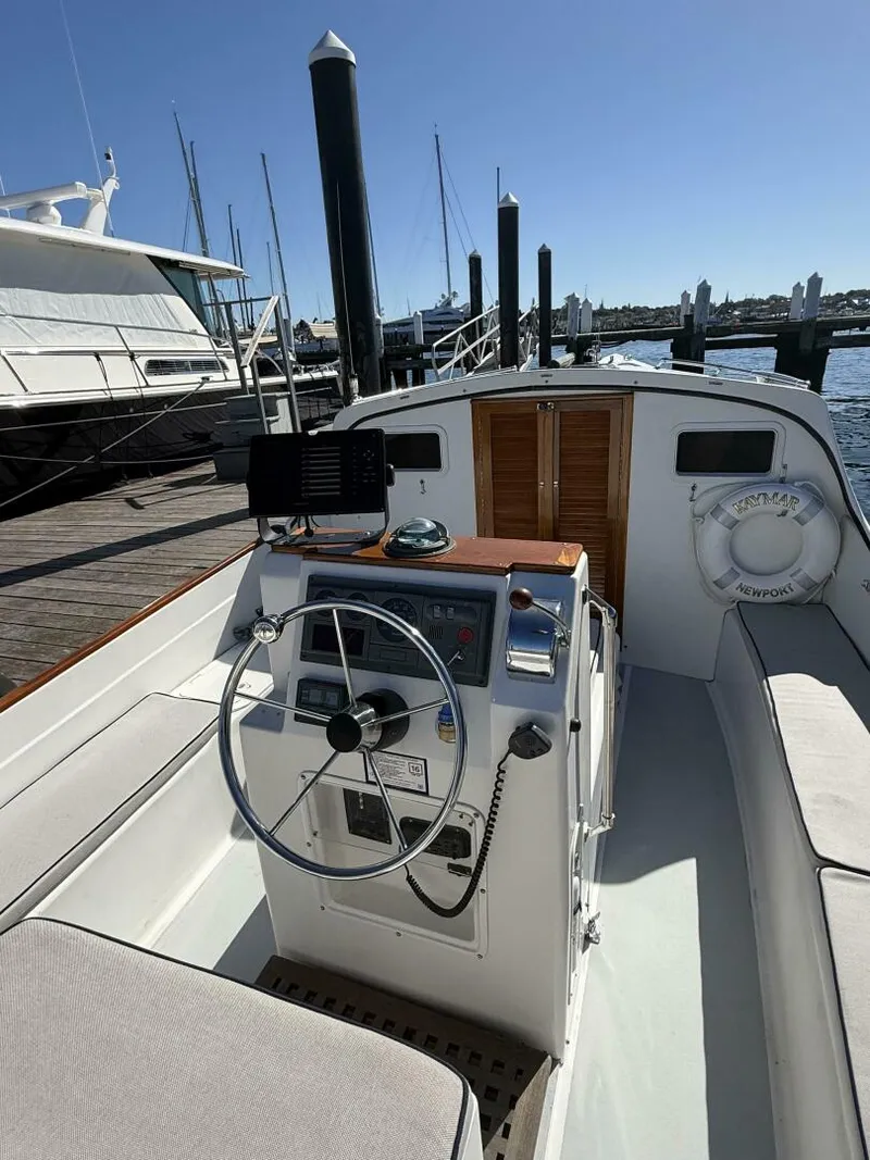Slide: The Image of Oldport Oldport Marine 26 1996 - 5