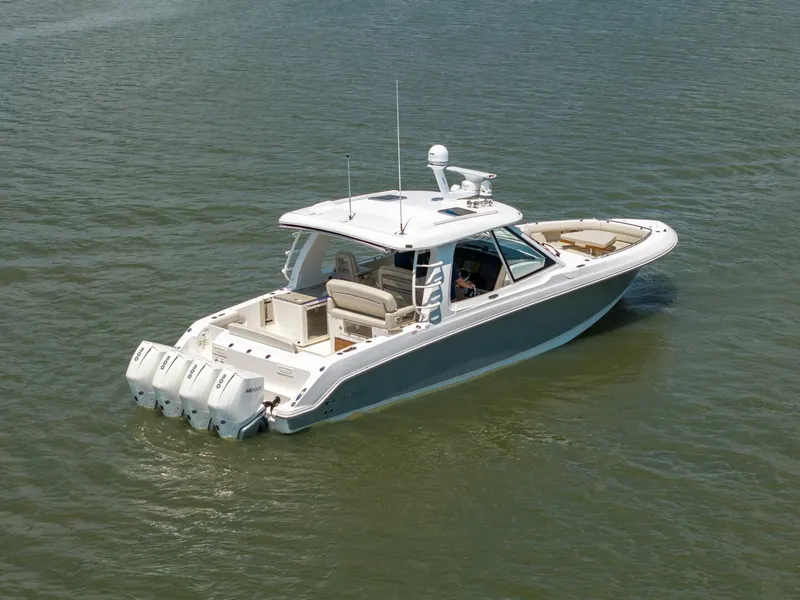 Slide: The Image of Boston Whaler 380 Realm 2022 - 5