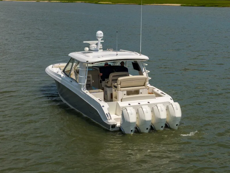 Slide: The Image of Boston Whaler 380 Realm 2022 - 7