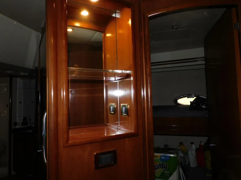 Slide: The Image of Carver Yachts 570 Voyager Pilothouse 2002 - 29
