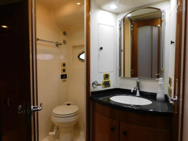 Slide: The Image of Carver Yachts 570 Voyager Pilothouse 2002 - 32