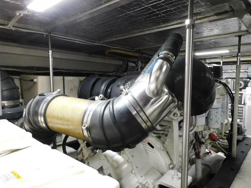 Slide: The Image of Carver Yachts 570 Voyager Pilothouse 2002 - 59