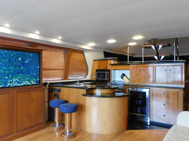 Slide: The Image of Carver Yachts 570 Voyager Pilothouse 2002 - 8