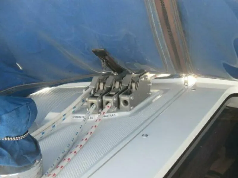 Slide: The Image of Catalina 36 MKII 1999 - 16