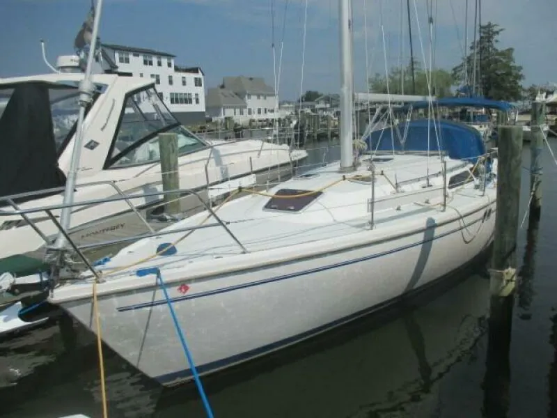 Slide: The Image of Catalina 36 MKII 1999 - 7