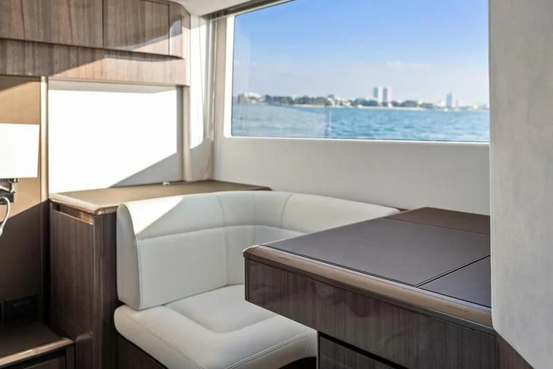Slide: The Image of Galeon 50 FLY 2025 - 41