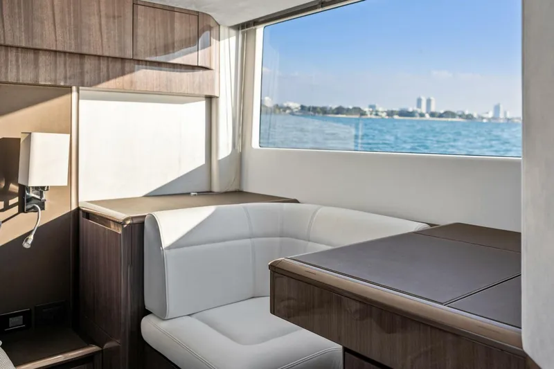 Slide: The Image of Galeon 50 FLY 2025 - 42