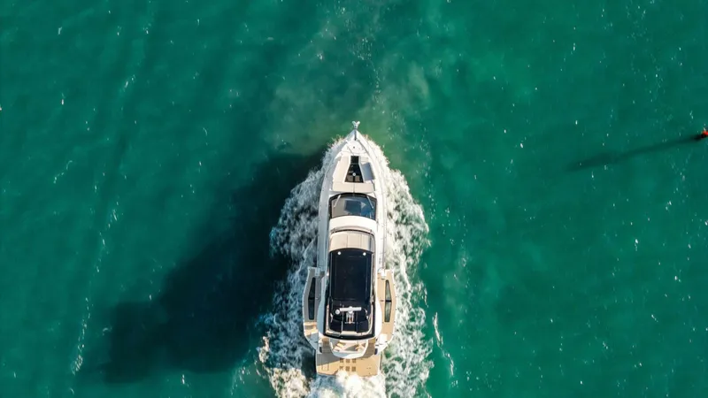 Slide: The Image of Galeon 50 FLY 2025 - 5