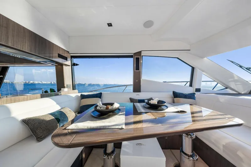 Slide: The Image of Galeon 50 FLY 2025 - 64