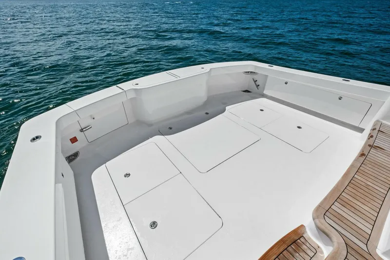 Slide: The Image of Viking 58 Convertible 2025 - 40