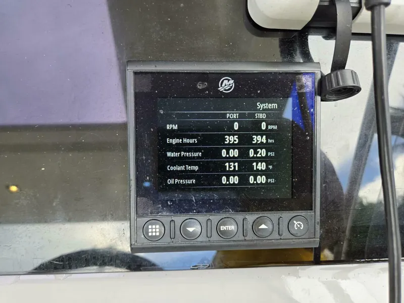 Slide: The Image of Jeanneau Leader 9.0 WA 2020 - 10
