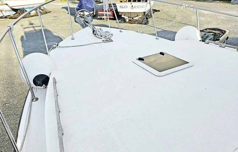 Slide: The Image of Eastern Casco Bay 35 Flybridge 2010 - 18