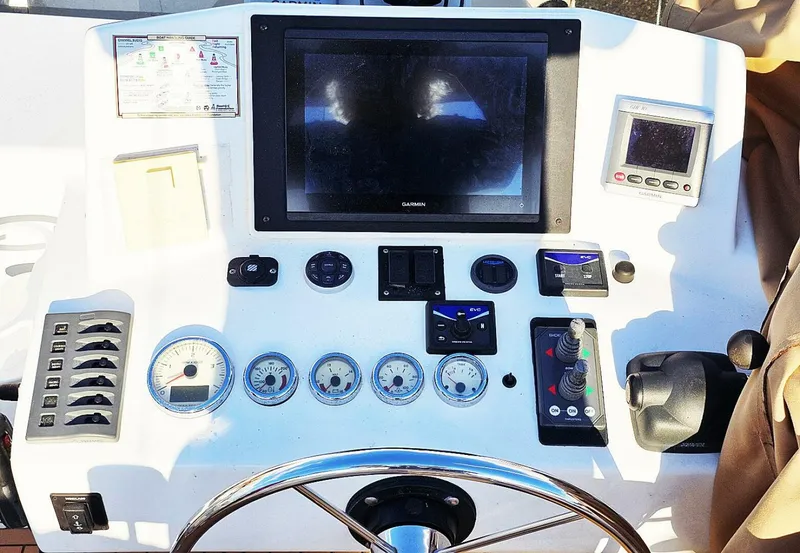 Slide: The Image of Eastern Casco Bay 35 Flybridge 2010 - 26