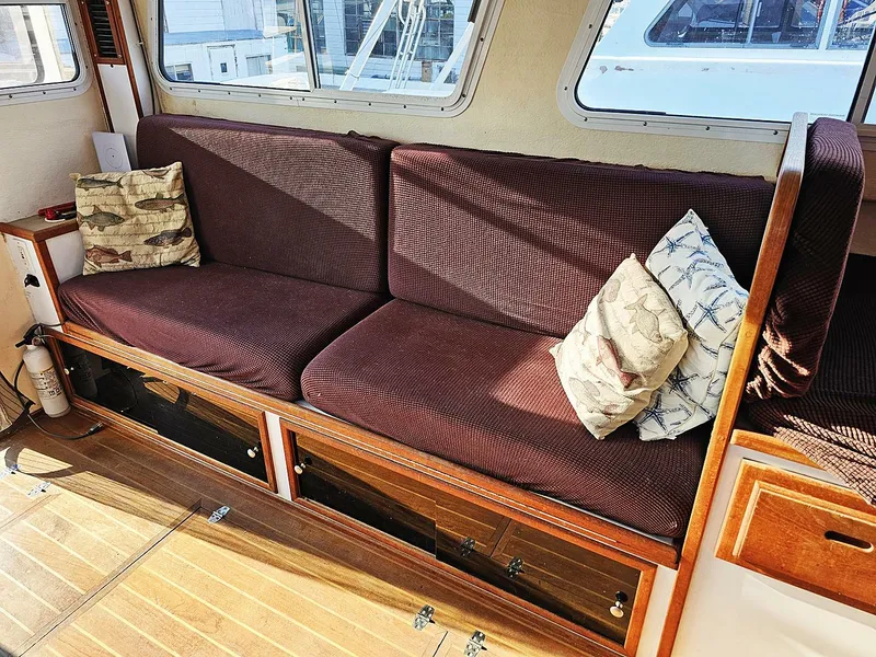 Slide: The Image of Eastern Casco Bay 35 Flybridge 2010 - 3