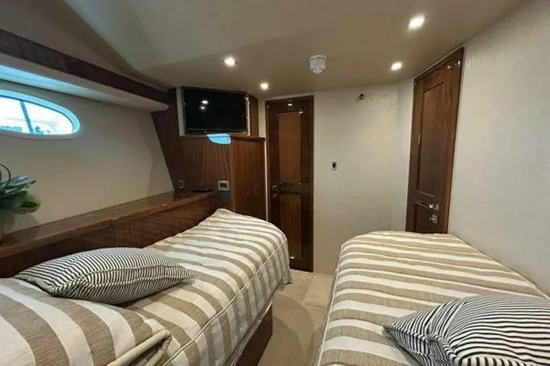 Slide: The Image of Viking Motor Yacht 2019 - 39