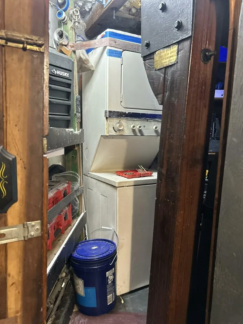 Slide: The Image of Custom 80 Brigantine 1977 - 63