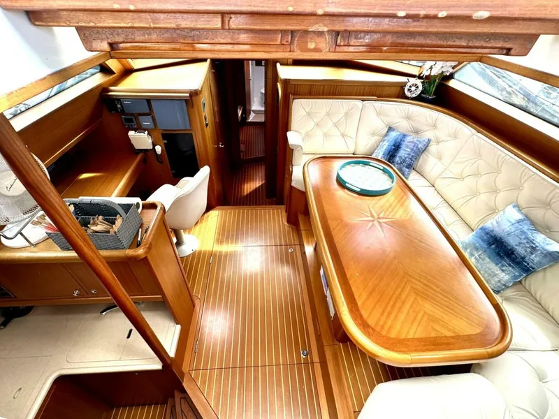 Slide: The Image of Farr Pilothouse 2000 - 12