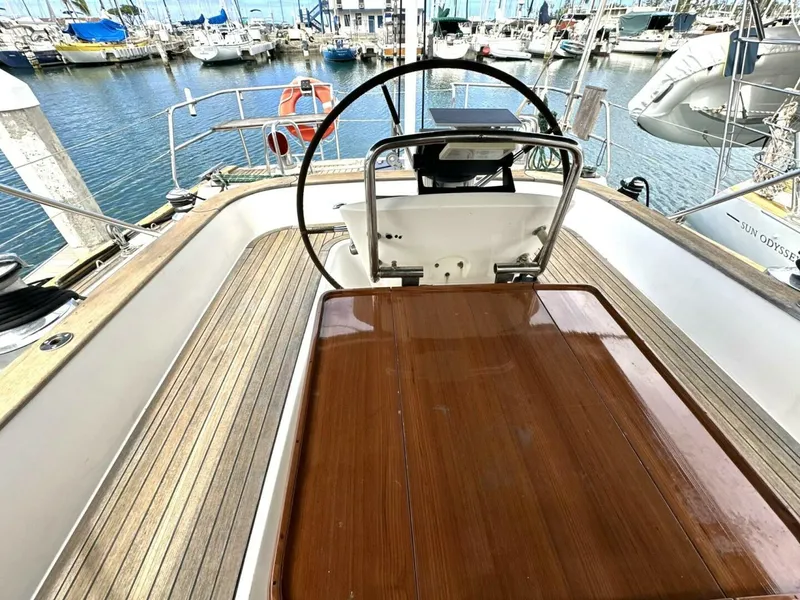 Slide: The Image of Farr Pilothouse 2000 - 7