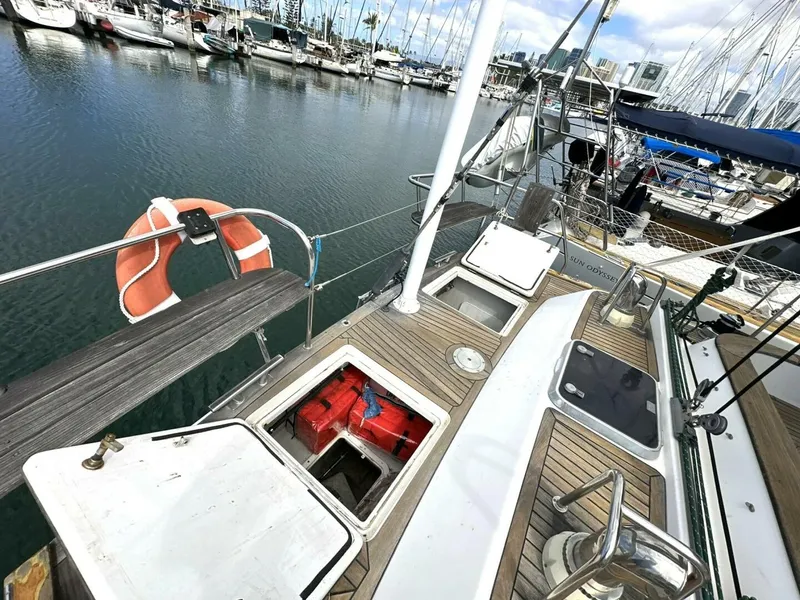 Slide: The Image of Farr Pilothouse 2000 - 8