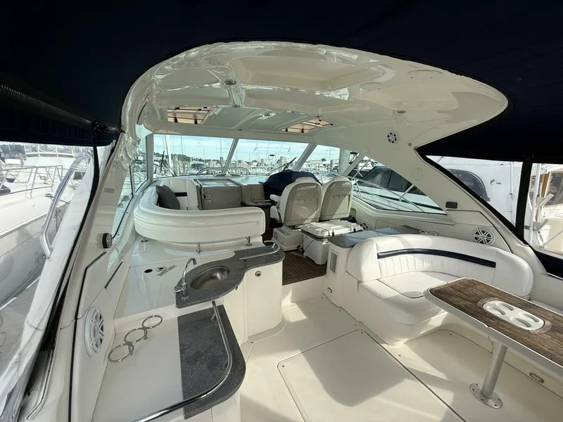 Slide: The Image of Sea Ray 48 Sundancer 2006 - 10