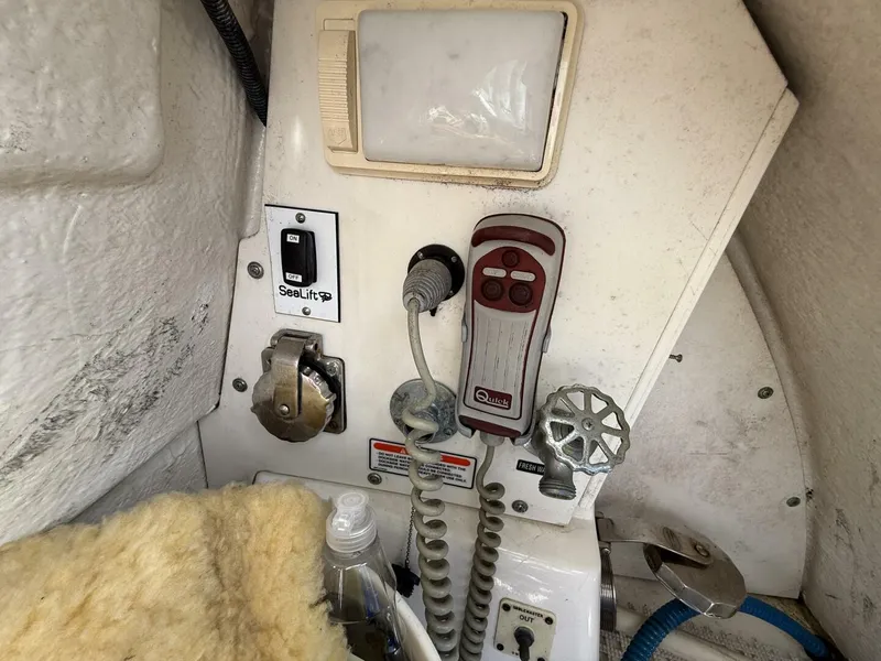 Slide: The Image of Sea Ray 48 Sundancer 2006 - 106