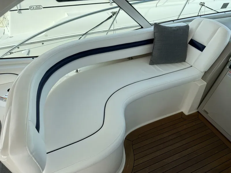 Slide: The Image of Sea Ray 48 Sundancer 2006 - 18