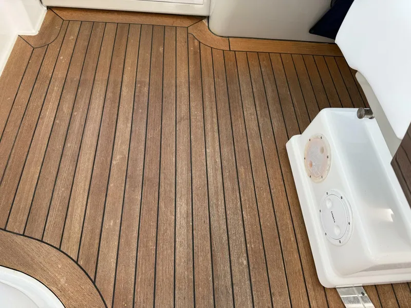 Slide: The Image of Sea Ray 48 Sundancer 2006 - 19