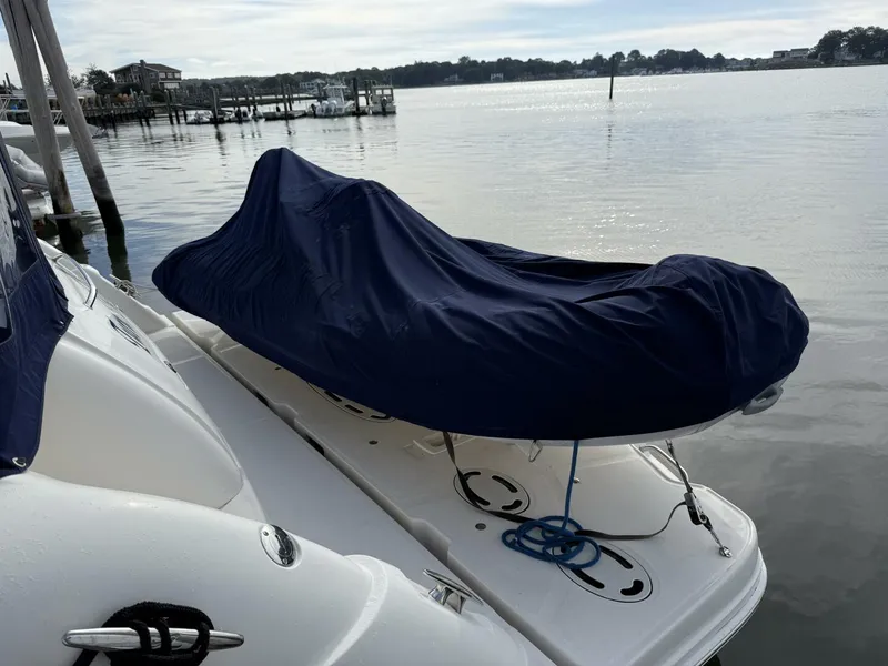 Slide: The Image of Sea Ray 48 Sundancer 2006 - 6