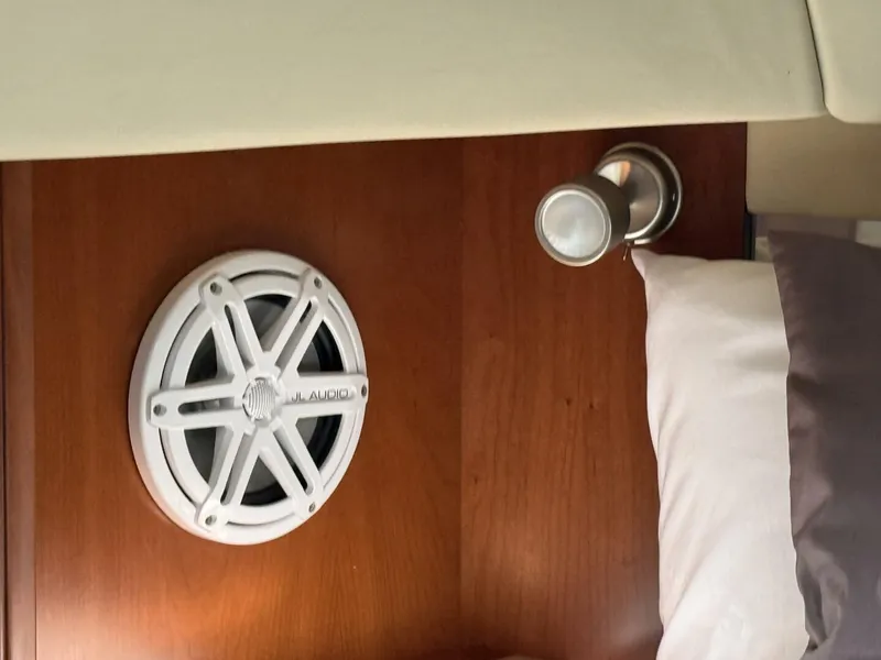 Slide: The Image of Sea Ray 48 Sundancer 2006 - 70