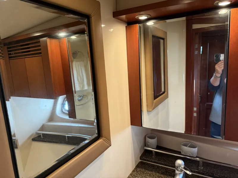 Slide: The Image of Sea Ray 48 Sundancer 2006 - 76