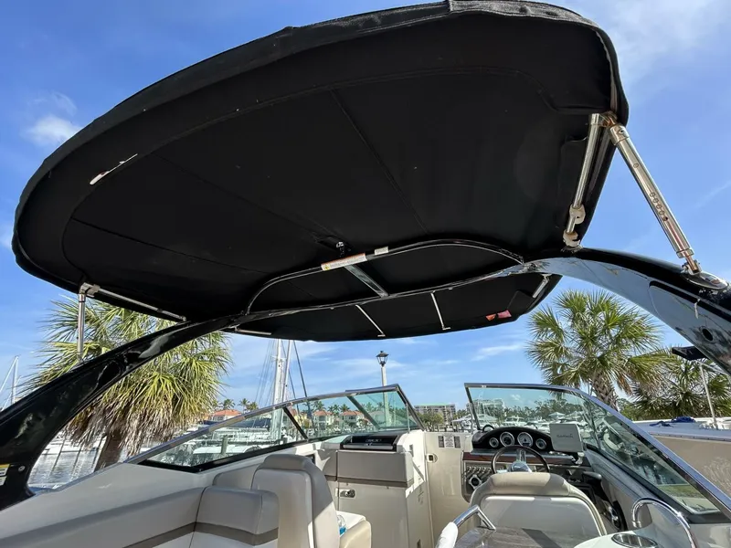 Slide: The Image of Sea Ray 270 SLX 2013 - 11