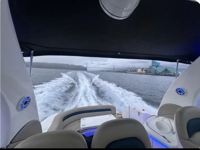 Slide: The Image of Sea Ray 340 Sundancer 2004 - 17