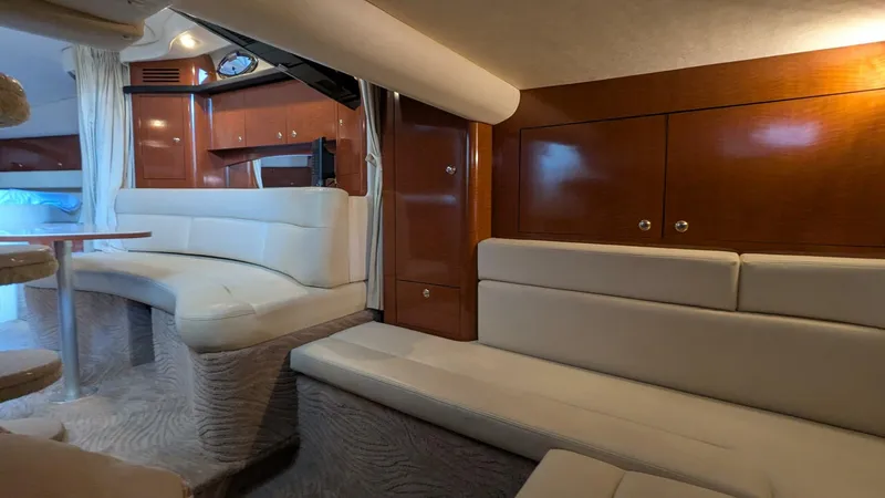 Slide: The Image of Sea Ray 340 Sundancer 2004 - 23