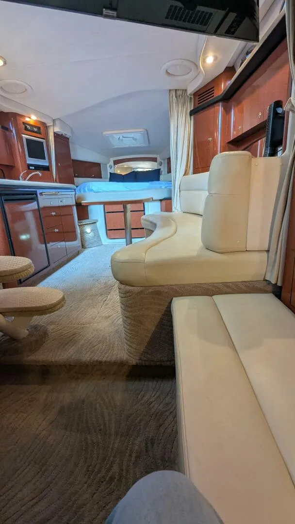 Slide: The Image of Sea Ray 340 Sundancer 2004 - 25
