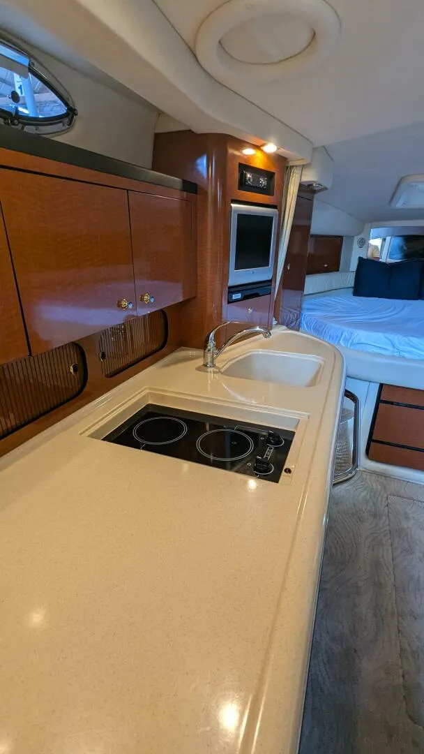Slide: The Image of Sea Ray 340 Sundancer 2004 - 27