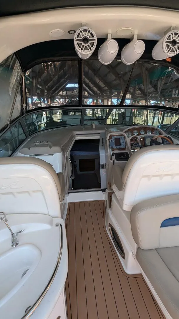 Slide: The Image of Sea Ray 340 Sundancer 2004 - 7