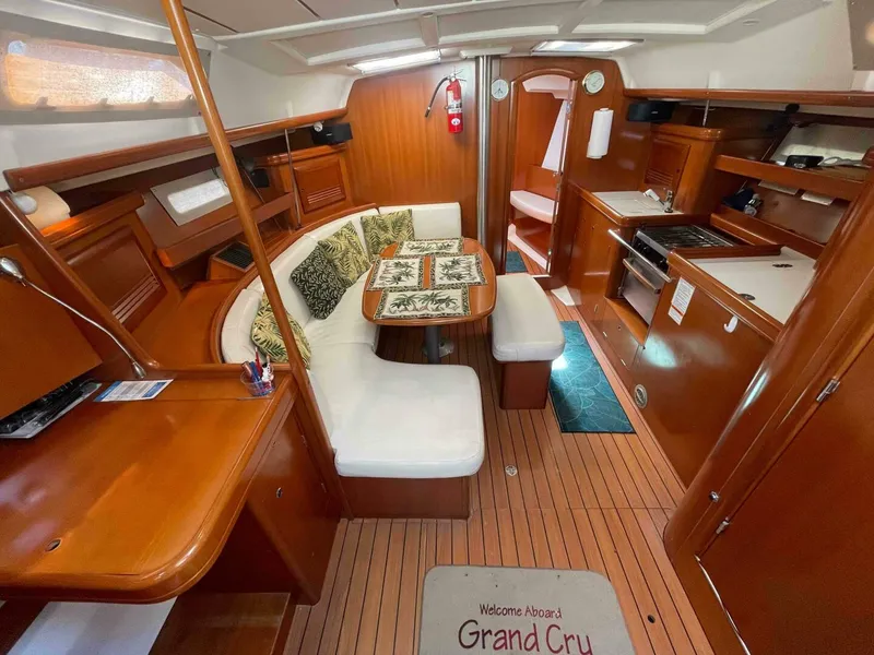 Slide: The Image of Beneteau 393 2006 - 14