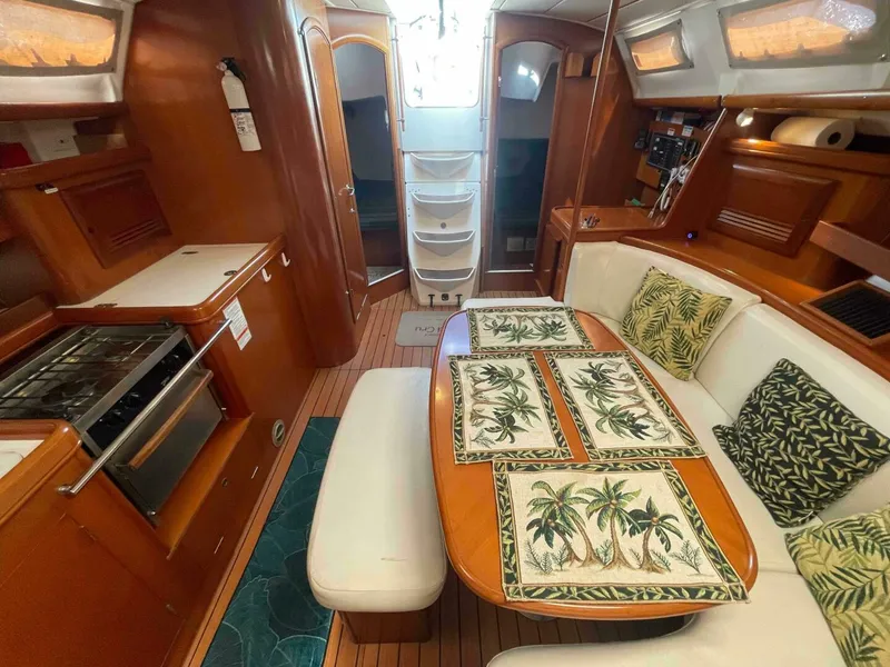 Slide: The Image of Beneteau 393 2006 - 5
