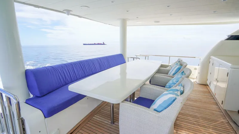 Slide: The Image of Motor Yacht 82MY 2001 - 12