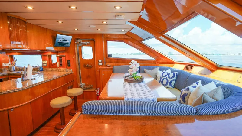 Slide: The Image of Motor Yacht 82MY 2001 - 20